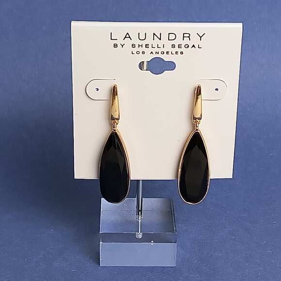 Push Back Elegant Teardrop Black & Gold Tone Casual Statement - Picture 1 of 4